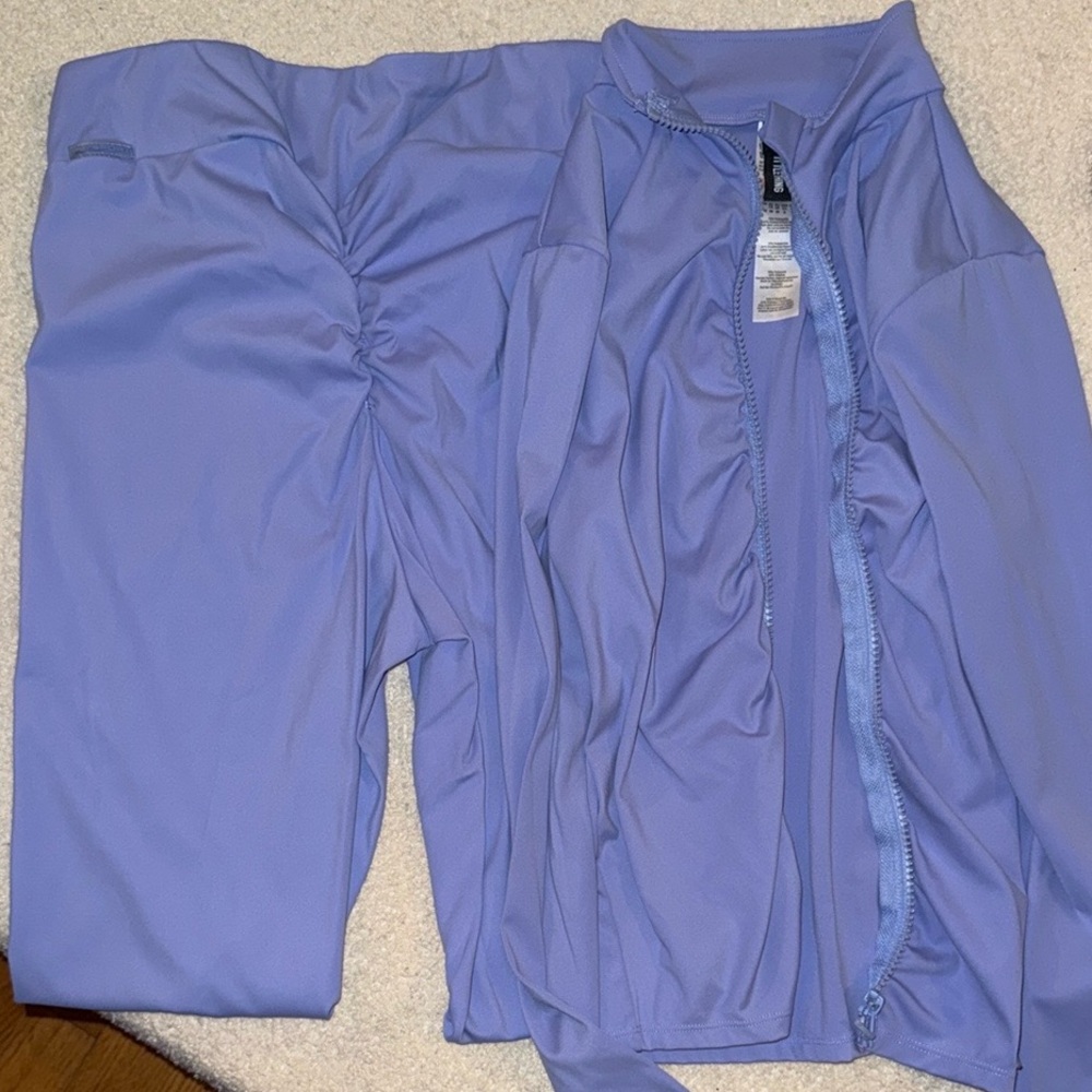 Pretty little thing Activewear Set